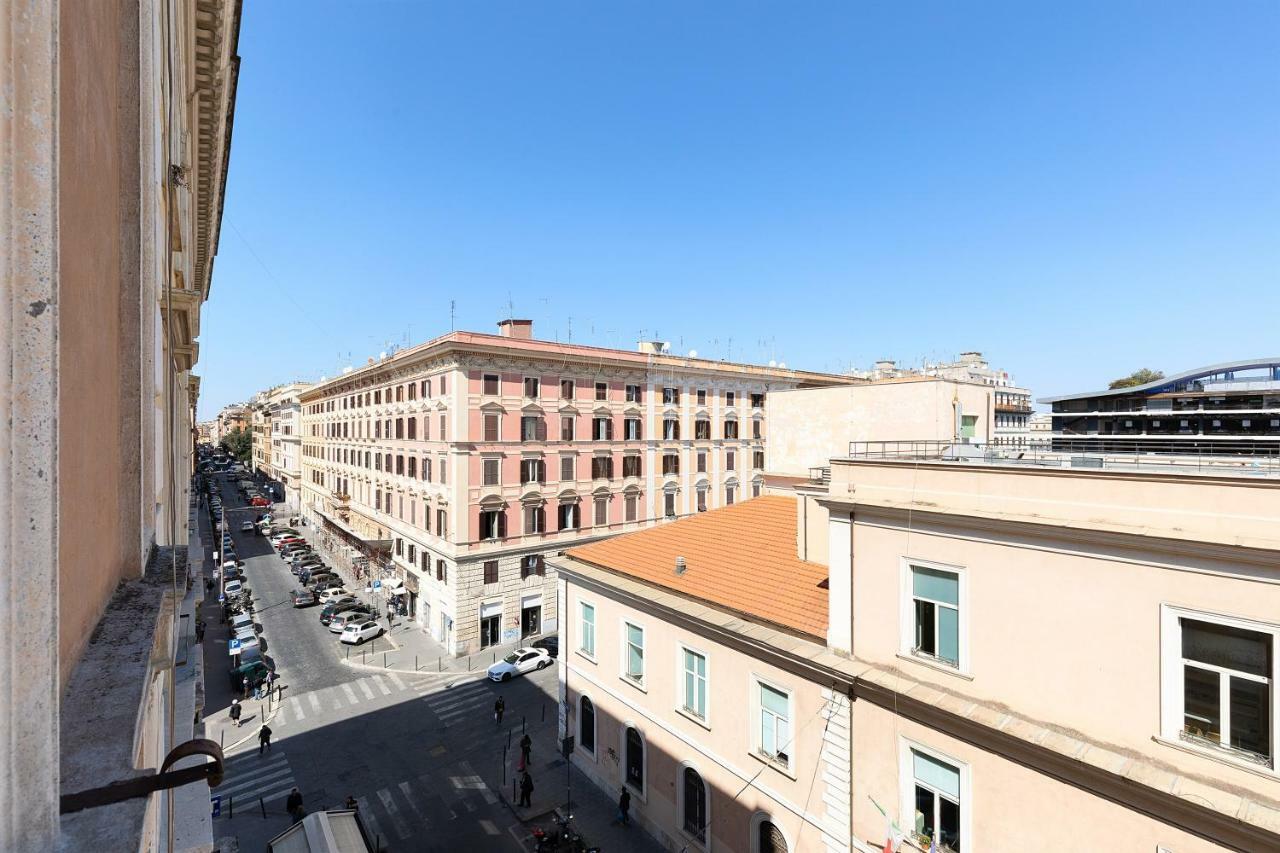 Rome As You Feel - Vittorio Colorful Design Apartment Eksteriør bilde